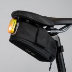 Kit Bolsa Sillín Easy Negro M 0,6 l + Multiherramienta + 3 Desmontables