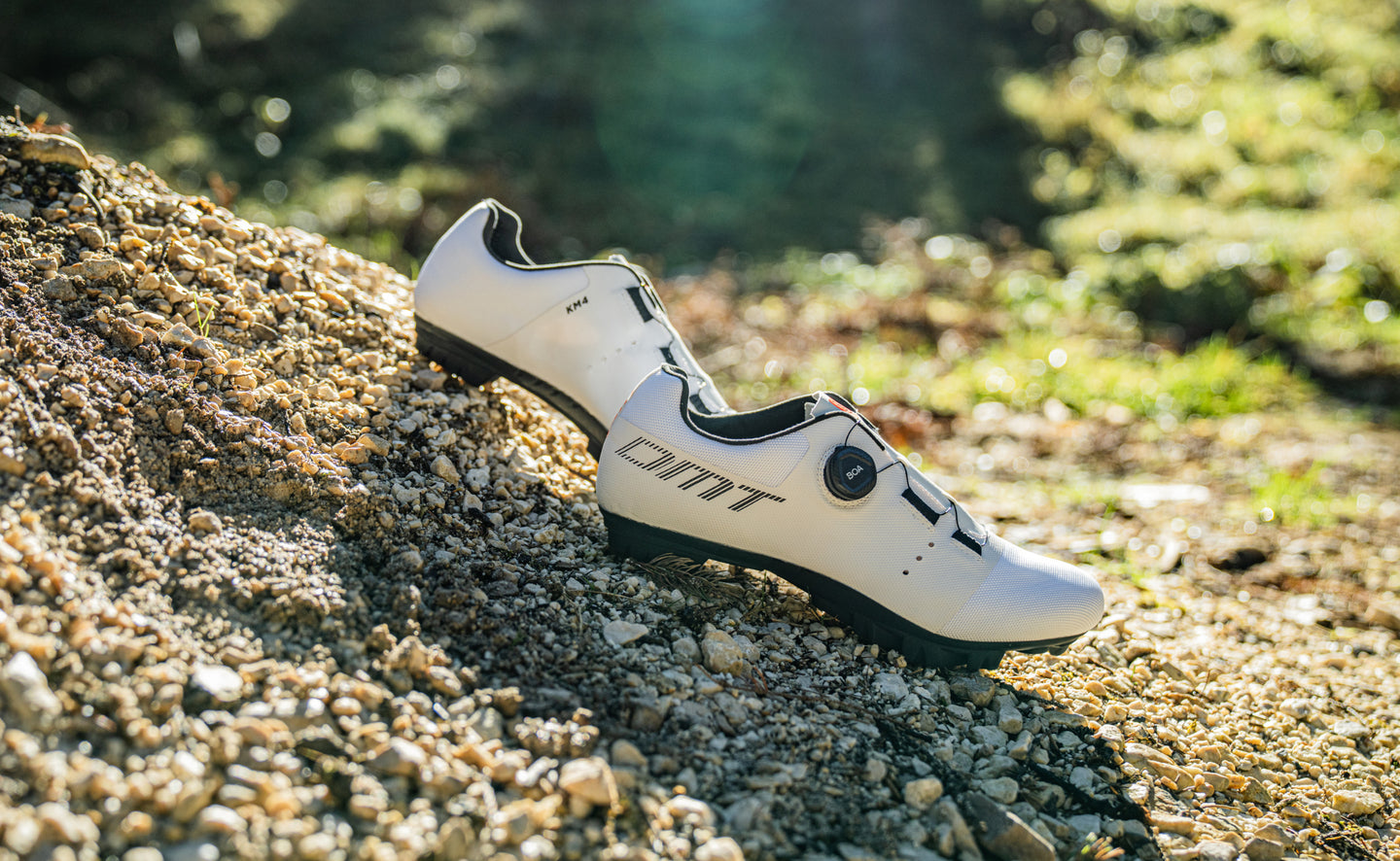 botas-mtb-092dzz-1.jpg Zapatillas MTB XC hombre y mujer con fibra de carbono | DMT Cycling - Imagen 1