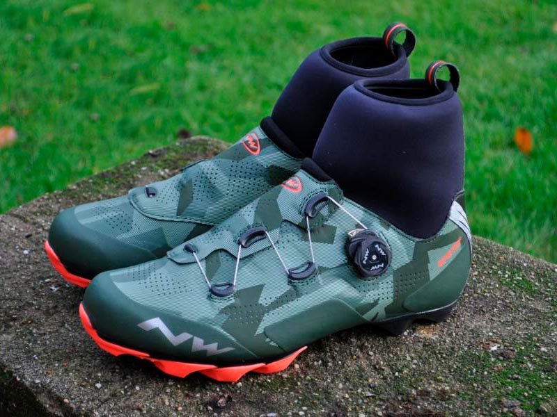 botas-mtb-invierno-747hon-1.jpg ▷ Zapatillas MTB para Invierno – Análisis y Ofertas【Comparativa】 - Imagen 1