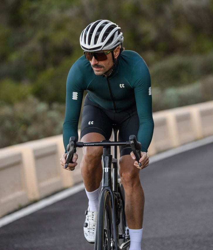 maillot-ciclismo-manga-larga-887snt-1.jpg Maillot ciclismo manga larga hombre TEMPS | PASSION Z6 Bottle Green | Talla: 2/S - Imagen 1