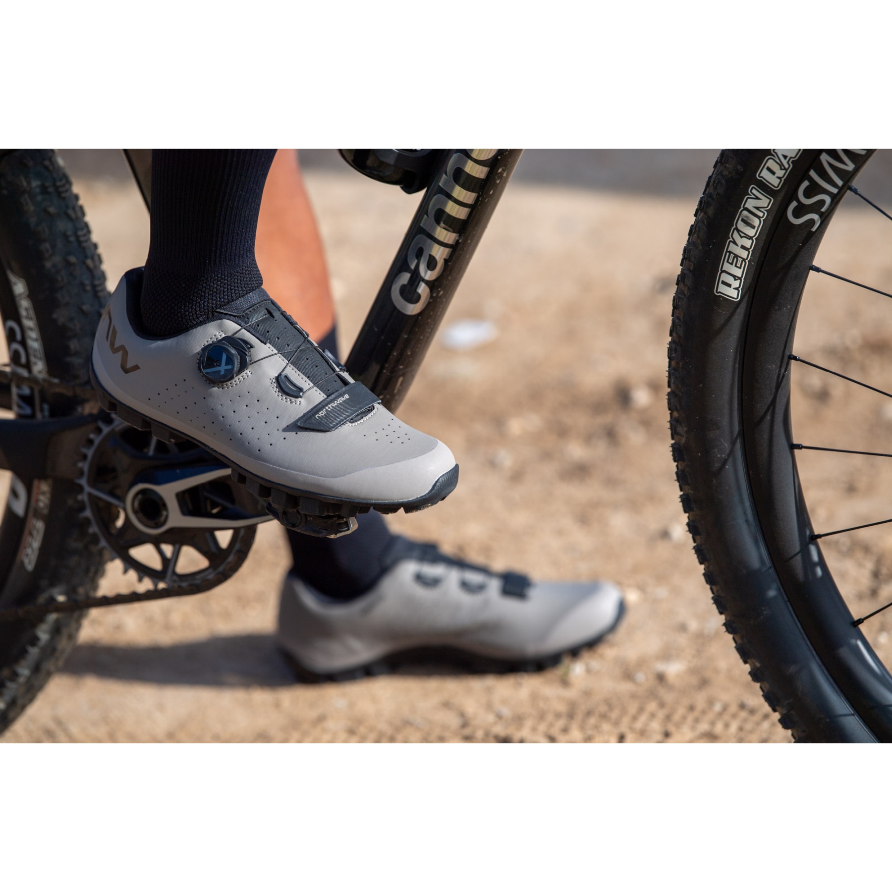 zapatillas-mtb-northwave-259tfa-1.jpg Northwave Zapatillas MTB Hombre Hammer Plus dark grey 89 | BIKE24 - Imagen 1