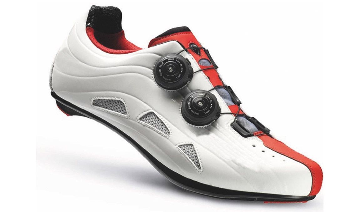 zapatos-ciclismo-carretera-595aia-1.jpg Biomecánica: las zapatillas en el ciclismo de - Imagen 1