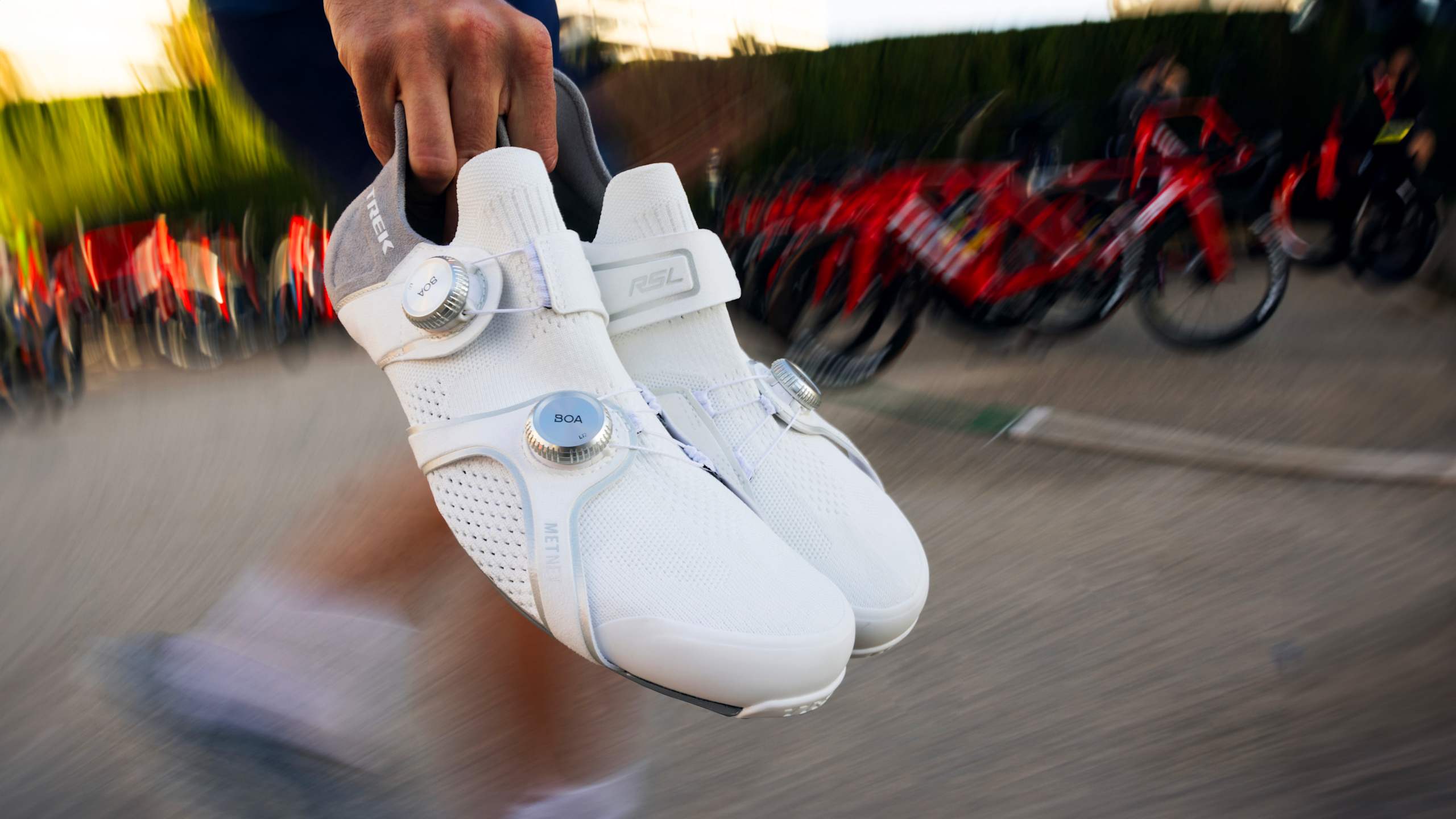 zapatos-ciclismo-carretera-647ozu-1.jpg Zapatillas de carretera | Zapatilla de ciclismo de rendimiento Trek Bikes (ES) - Imagen 1